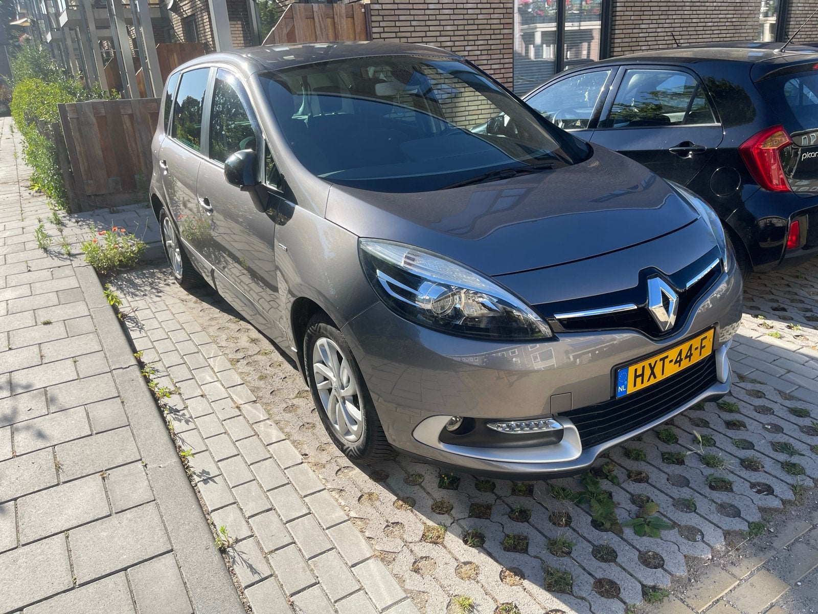 Renault Scénic 1.2 TCE 97KW 2014 Grijs 136215 kilometerstand, Auto's, Voorwielaandrijving, 1295 kg, 4 cilinders, 132 pk