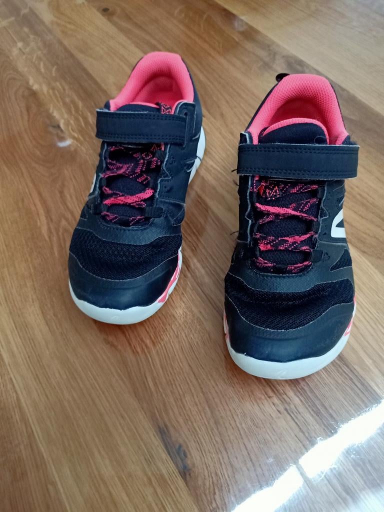 Gymschoenen maat 34, Kinderen en Baby's, Kinderkleding | Schoenen en Sokken, Ophalen of Verzenden, Jongen of Meisje, Sportschoenen