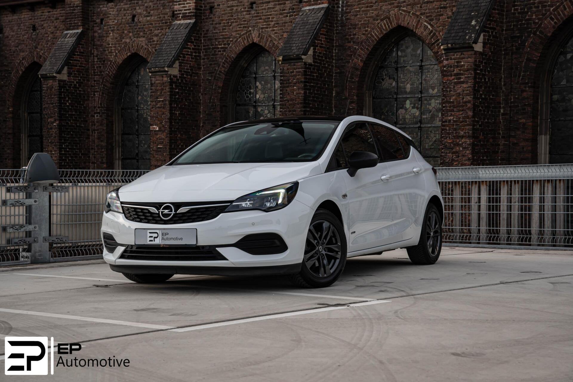 Opel Astra 1.2 Design & Tech|Stoel&StuurVerwarm|AppleCarPlay, Voorwielaandrijving, Stof, Gebruikt, 1199 cc