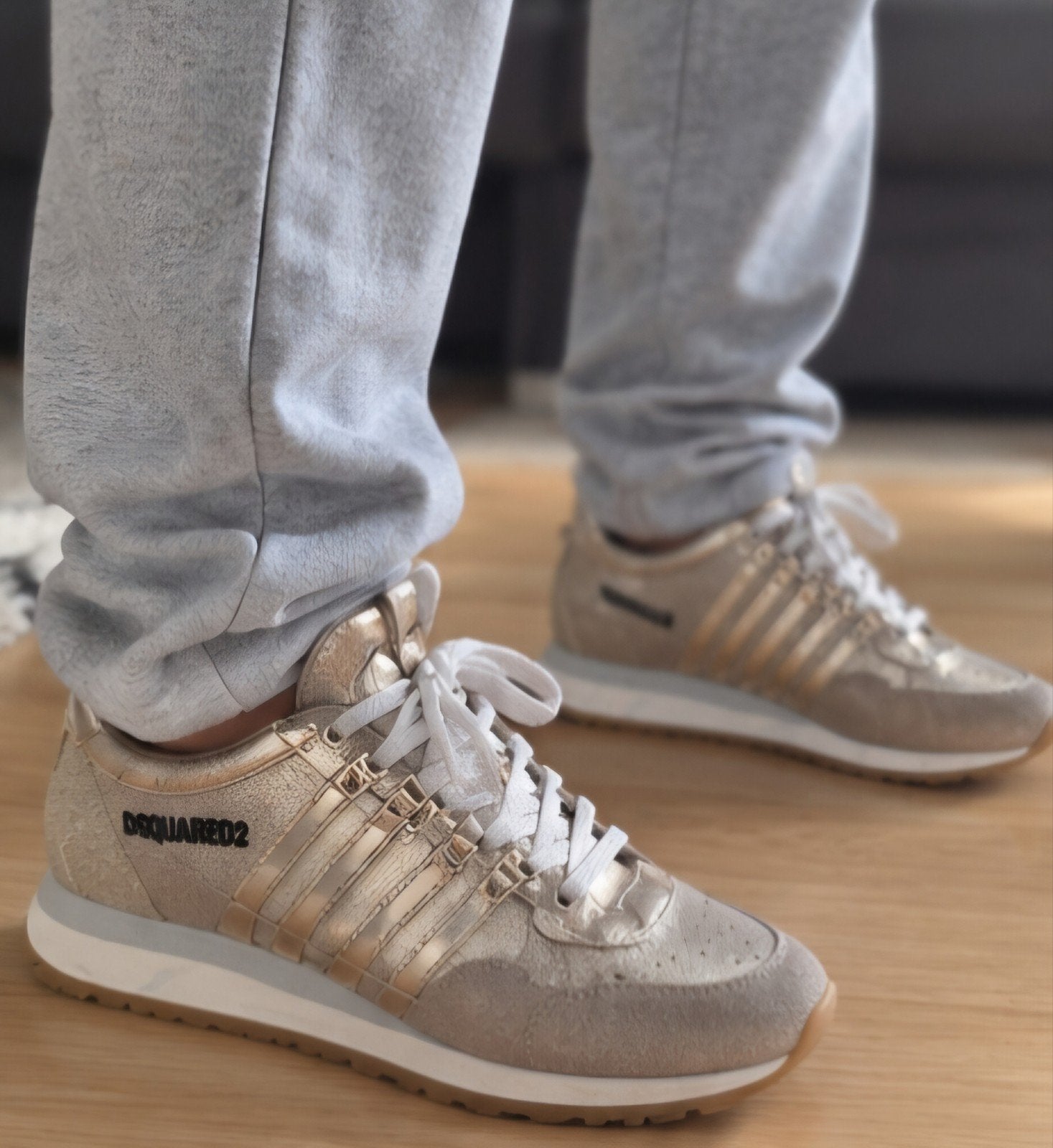 Dsquared2 Sneakers Goud Maat 37, Overige kleuren, Ophalen of Verzenden, Dsquared2, Sneakers of Gympen