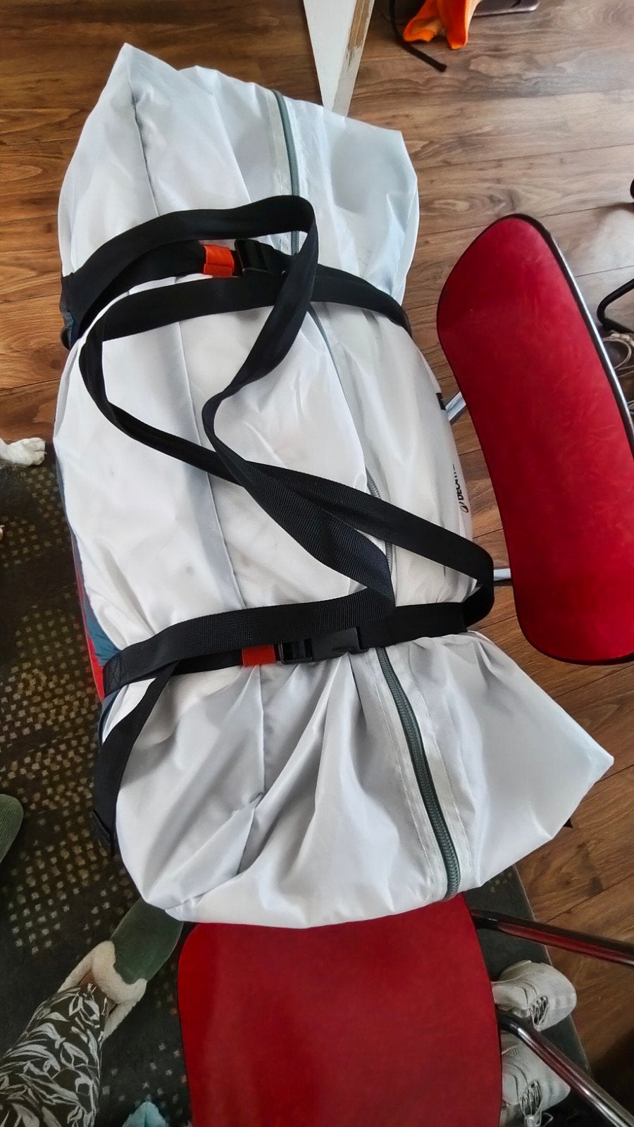 Decathlon Quechua Arpenaz Fresh & Black 4.2 Campingtent, Ophalen, Nieuw, Tot en met 4