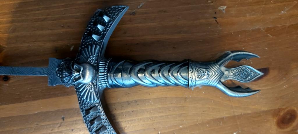 Decoratief zwaard met schedel handvat - 42cm, Verzamelen, Overige Verzamelen, Ophalen, Gebruikt