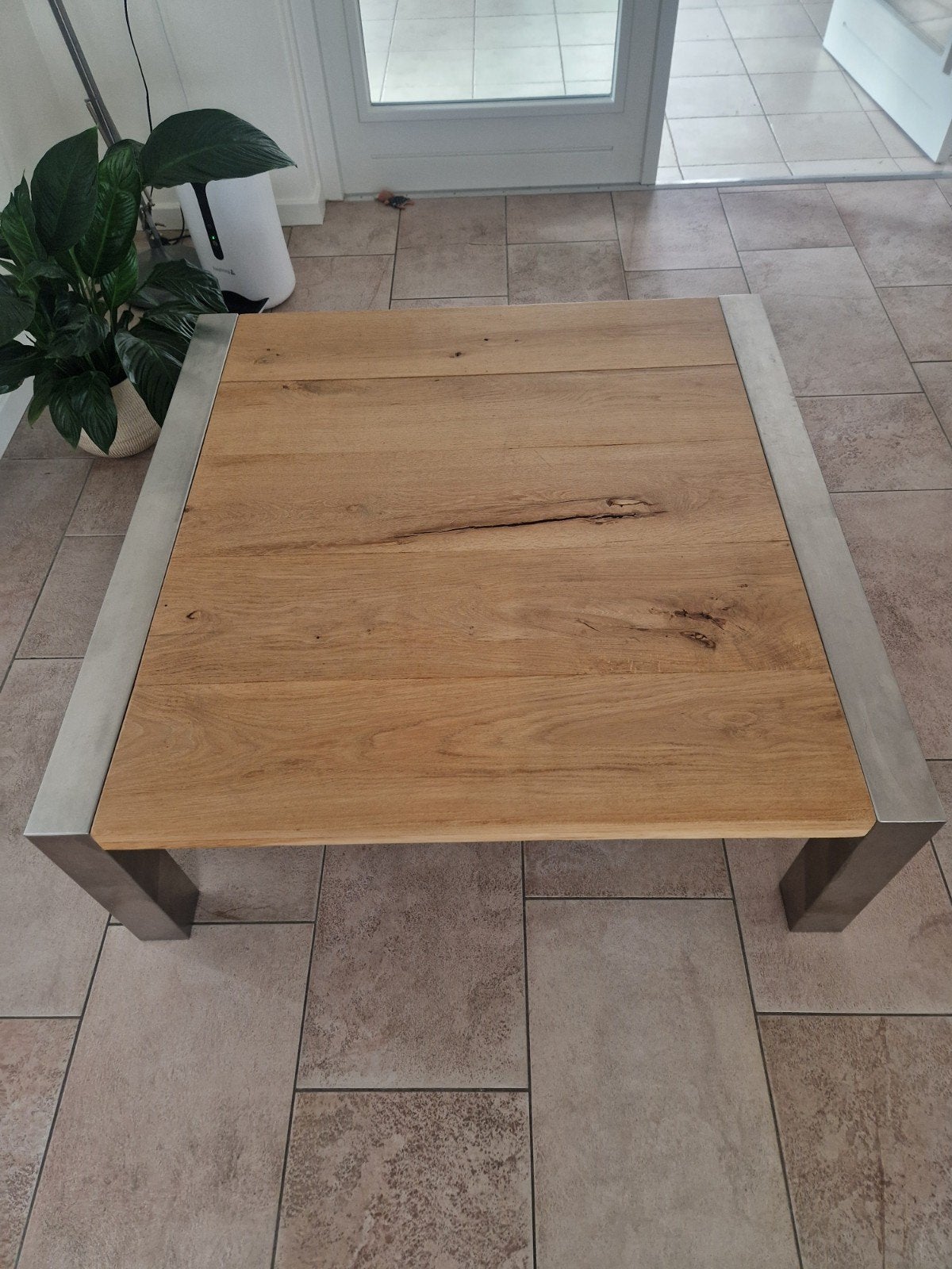 Robuuste salontafel, Ophalen, Industrieel, robuust, modern, Zo goed als nieuw, 5 – 50