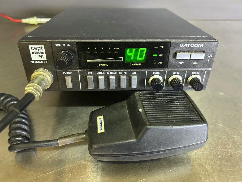 CB Satcom F40  27mc, Ophalen of Verzenden, Gebruikt, Zender en Ontvanger