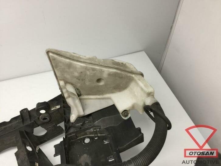 audi a2 8z voorfront front 8z0805594b, Gebruikt, AUDI AG, Auto-Union-Strasse 1
85045  Ingolstadt, DE, Kundenbetreuung@audi.de