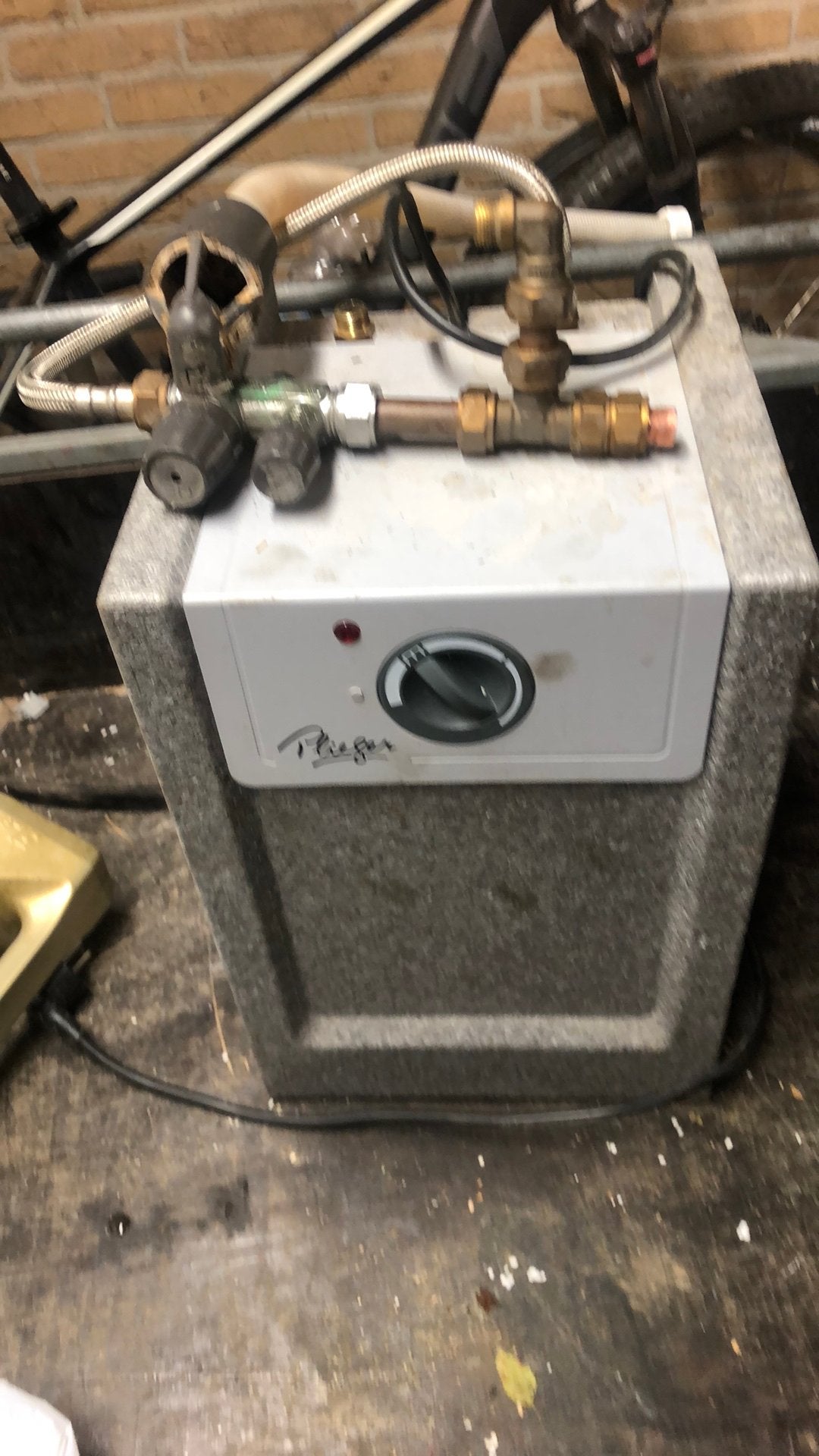Plieger keuken boiler, Minder dan 20 liter, Ophalen, Zo goed als nieuw, Boiler