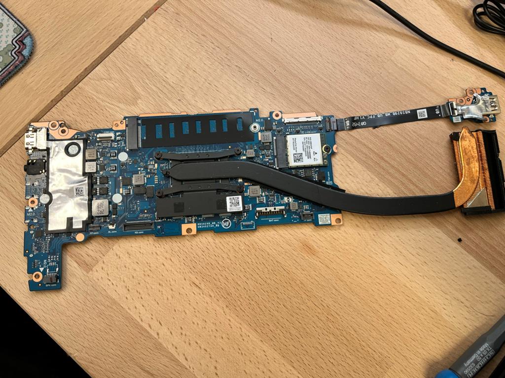 ASUS Zenbook 14 UM3402Y Moederbord met Koeler en Ventilator, Computers en Software, Moederborden, Ophalen of Verzenden, Gebruikt