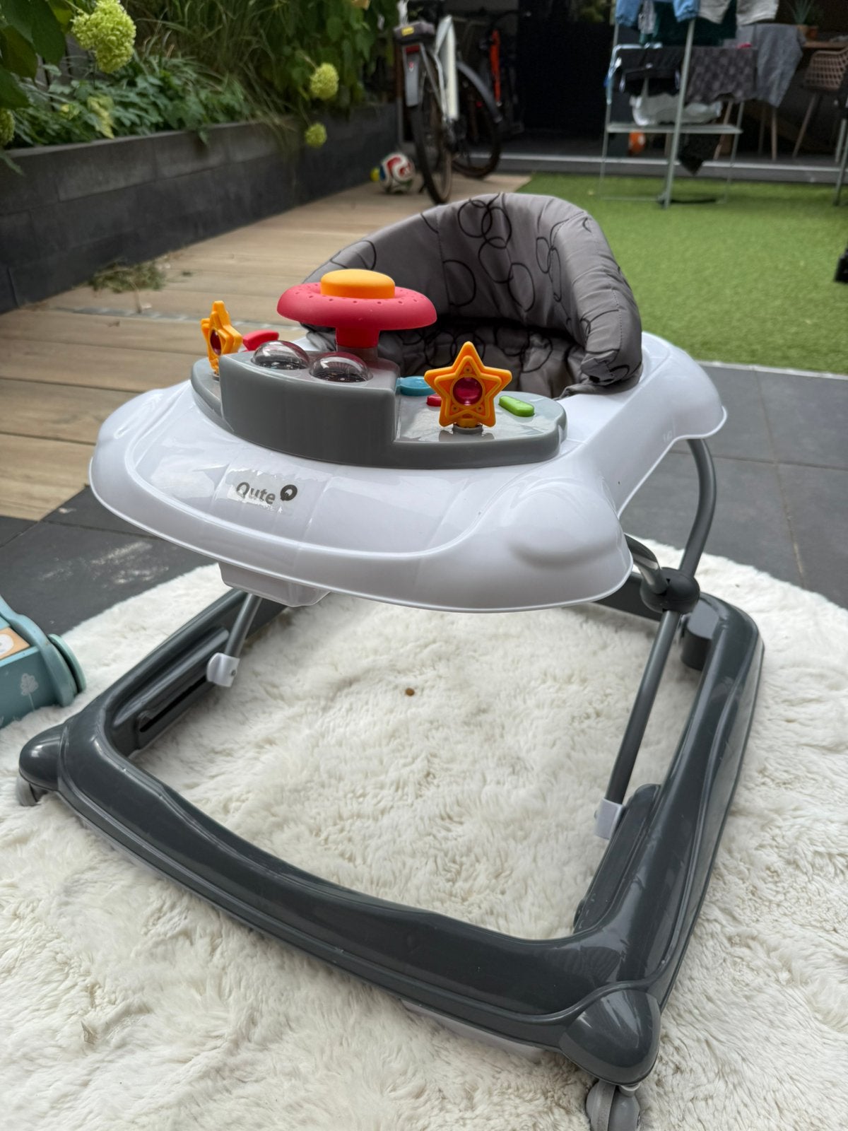 Loopstoel + gratis loopwagen little dutch, Ophalen, Zo goed als nieuw