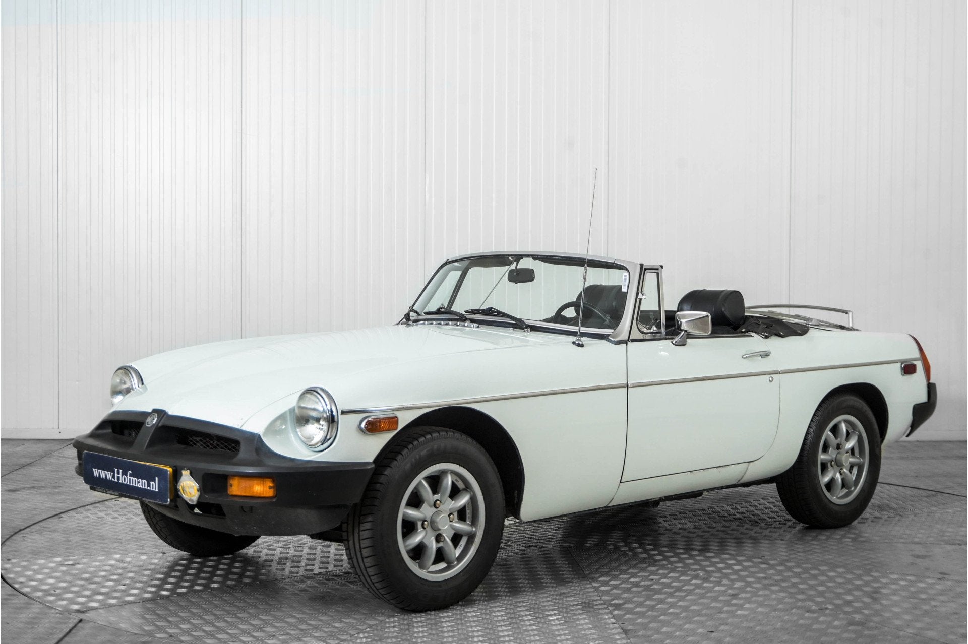 MG B 1.8 Roadster Overdrive (bj 1977), B, Achterwielaandrijving, Gebruikt, 4 cilinders