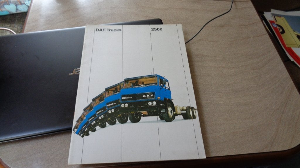 Folder  DAF 2500, Verzenden, Gelezen, Overige merken