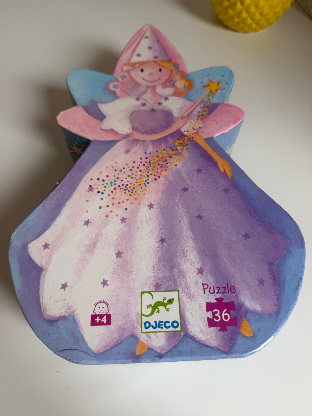 Djeco Fee Puzzel 36 Stukjes - Vanaf 4 Jaar, Ophalen of Verzenden, 10 tot 50 stukjes, Zo goed als nieuw, 4 tot 6 jaar