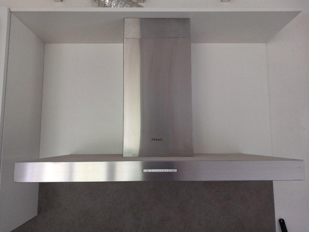 Wandafzuigkap Miele, Witgoed en Apparatuur, Ophalen, Gebruikt, Wandschouwkap, 400 tot 600 m³ per uur