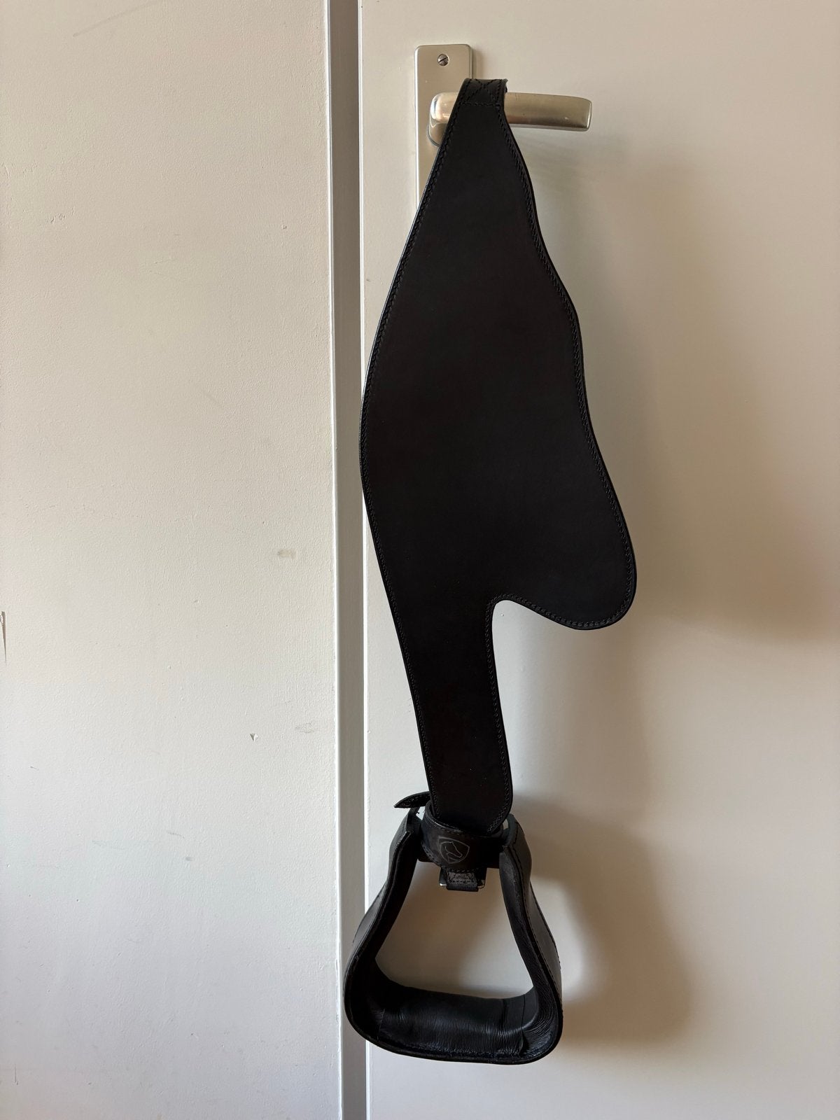 Western stijgbeugel fenders met beugels leer, Nieuw, Ophalen of Verzenden, Zwart, Stijgbeugels