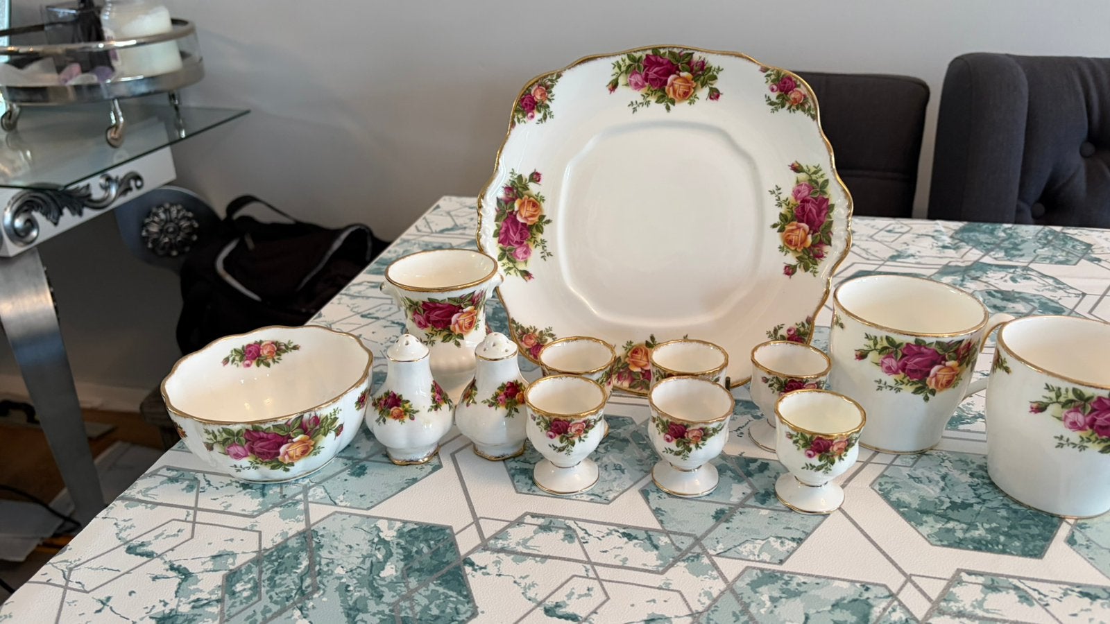 Royal albert, Ophalen of Verzenden, Overige stijlen, Porselein, Schaal of Schalen