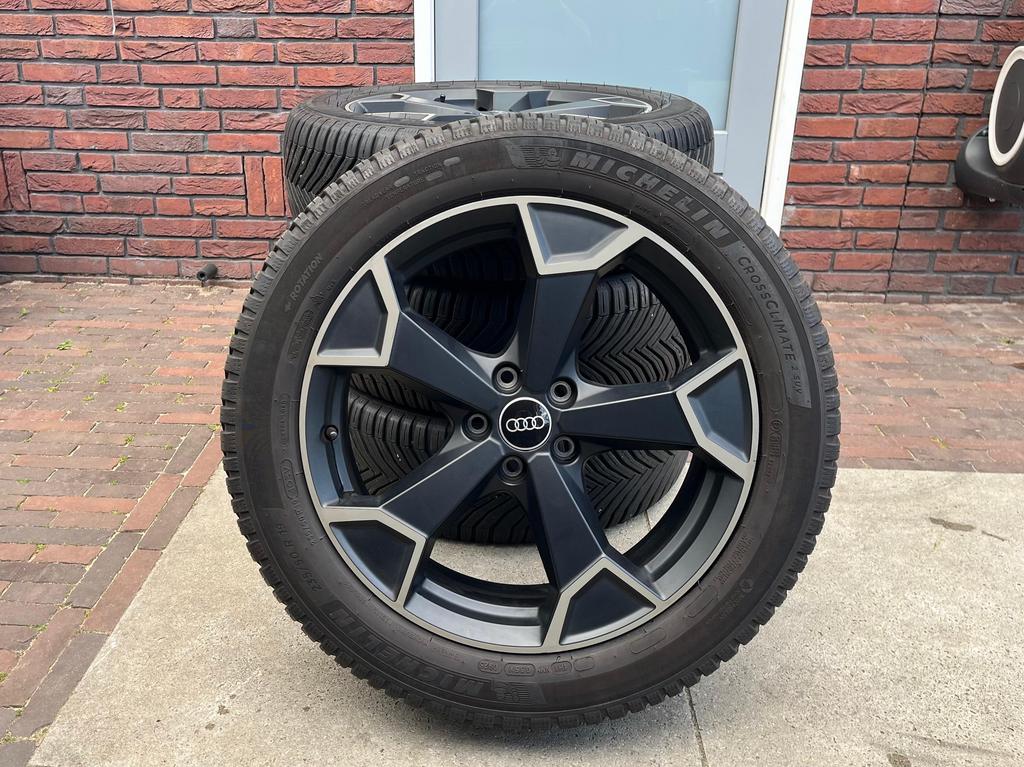 Originele Audi Q3 SQ3 19 inch 5x112 Michelin AllSeason 2025