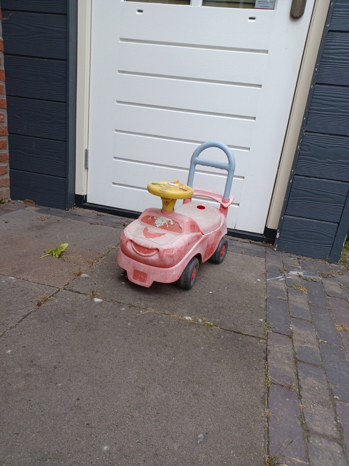Rode loopauto voor dreumes of peuter, Ophalen, Gebruikt, Loopvoertuig