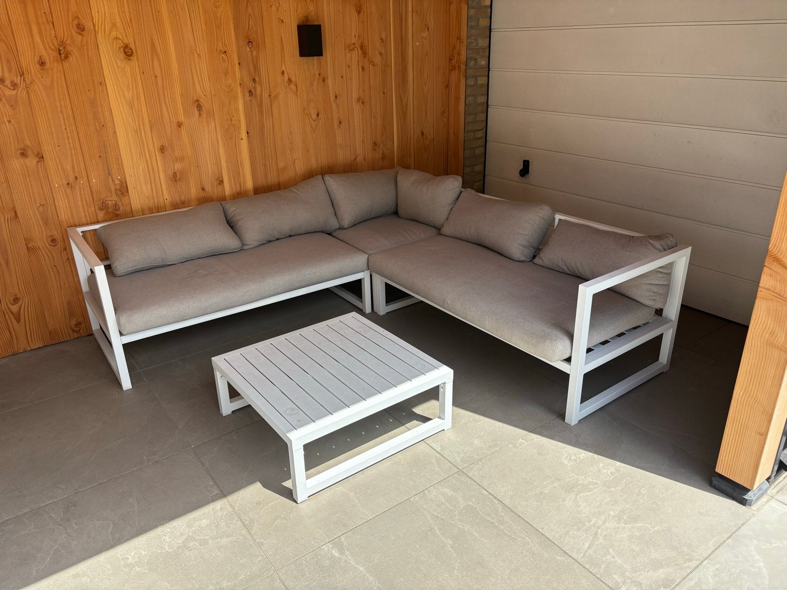 Moderne wit aluminium loungeset met salontafel 225x225cm, Ophalen, 5 zitplaatsen, Gebruikt, Aluminium
