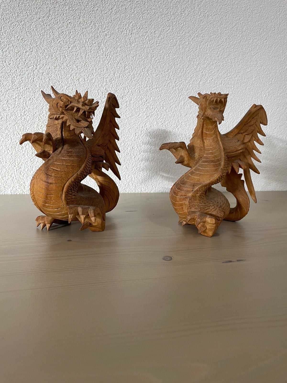 Twee houten draken, Antiek en Kunst, Ophalen