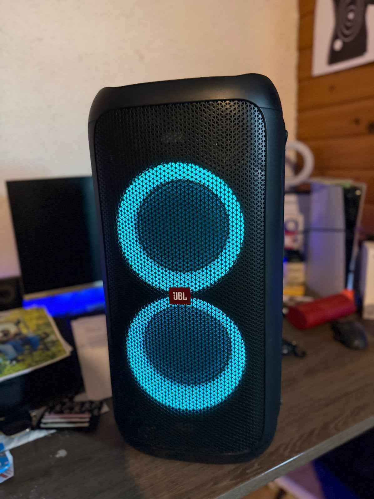 JBL PartyBox 100 – Krachtige Bluetooth Speaker | Goede Accu, Ophalen, Zo goed als nieuw, Luidspreker(s)