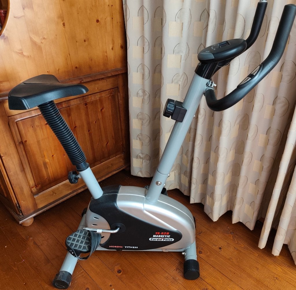 Moet weg!! Hometrainer Nordic Fitness YK-B28 cardio pulse, Ophalen, Gebruikt, Hometrainer