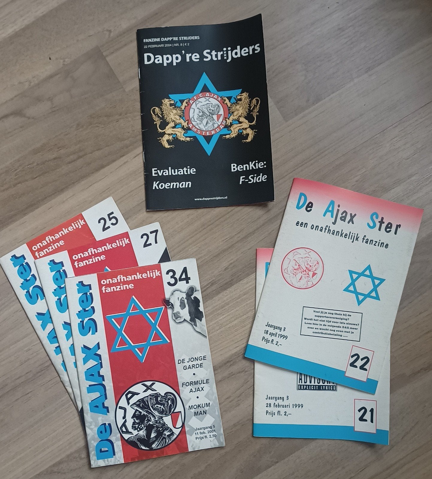 Ajax Fanzines: Dapp're Strijders & De Ajax Ster (diverse), Ophalen of Verzenden, Gelezen, Sport en Vrije tijd