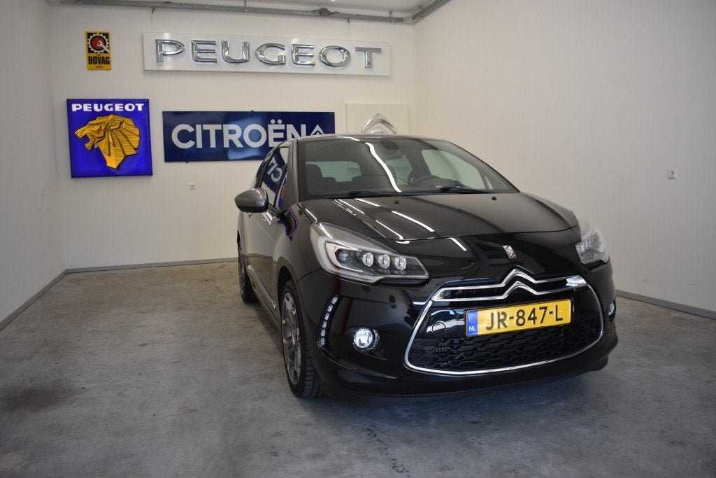 Ds DS 3 1.2 PureTech Automaat So Chic 27.000 Km. 110 Pk., Auto's, Gebruikt, 1199 cc, Met garantie (alle), Bedrijf