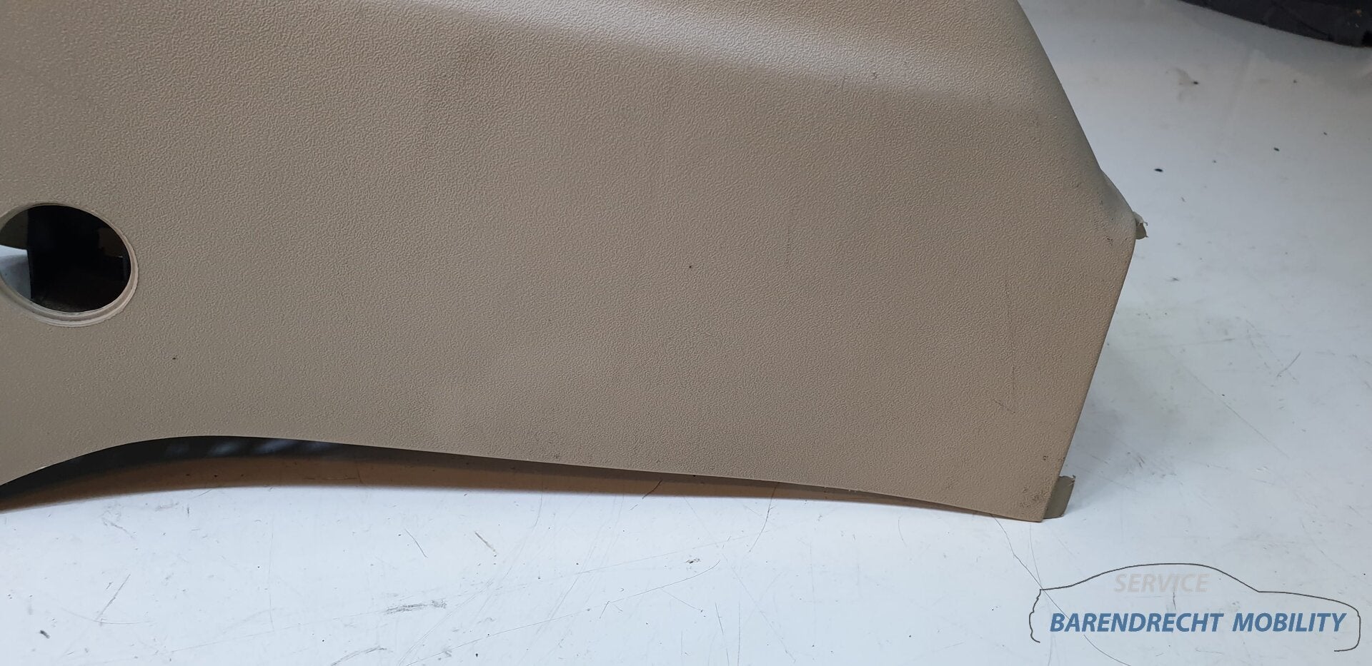 Middenconsole armsteun VW Golf III IV cabriolet USA 1HM85796, Gebruikt, Volkswagen, Volkswagen AG, Berliner Ring 2
38440  Wolfsburg, DE