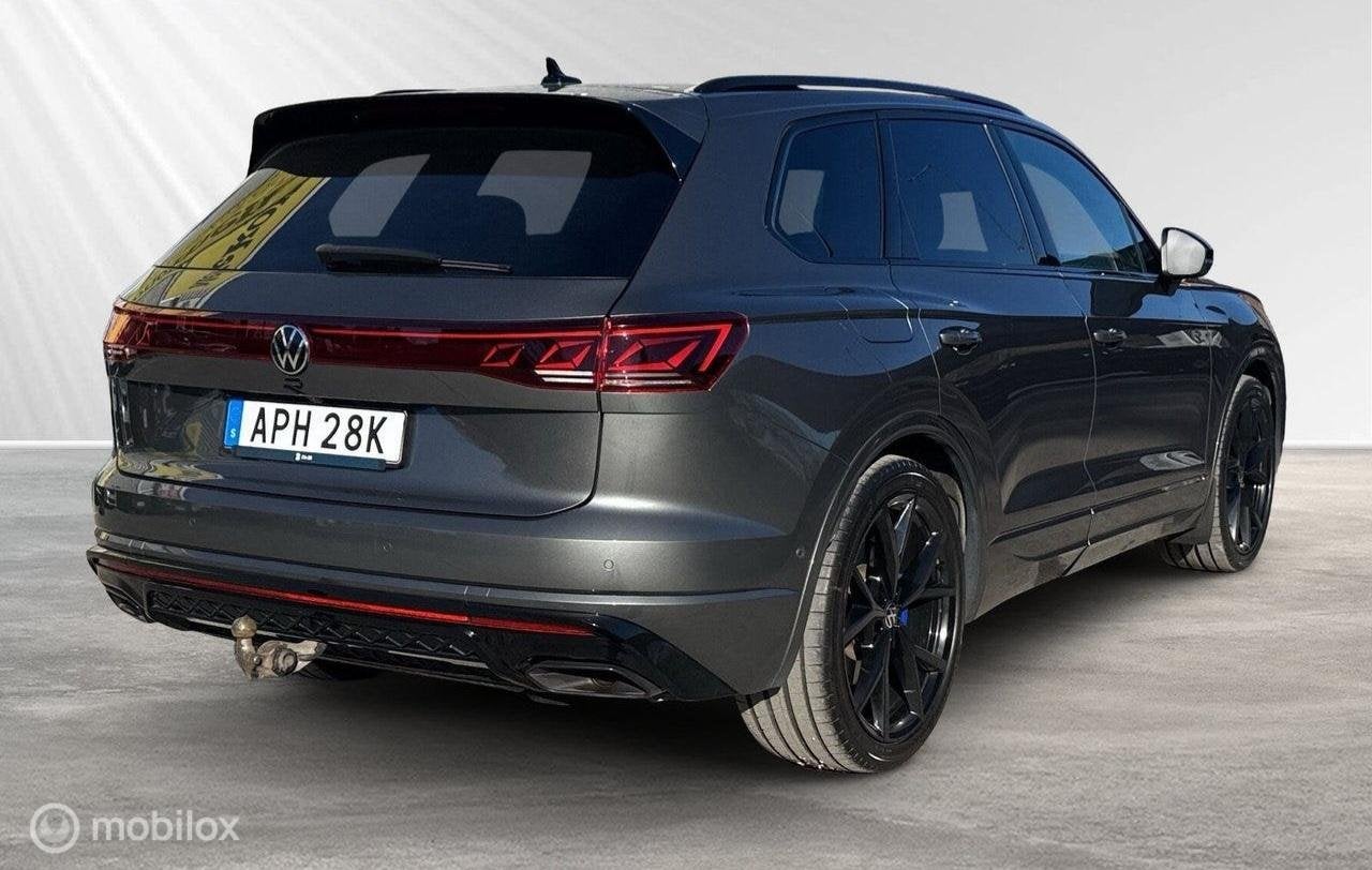 Volkswagen Touareg 3.0 TSi eHybrid 4MOTION R, pano, dynaudio, Auto's, Automaat, Gebruikt, 2995 cc, 462 pk