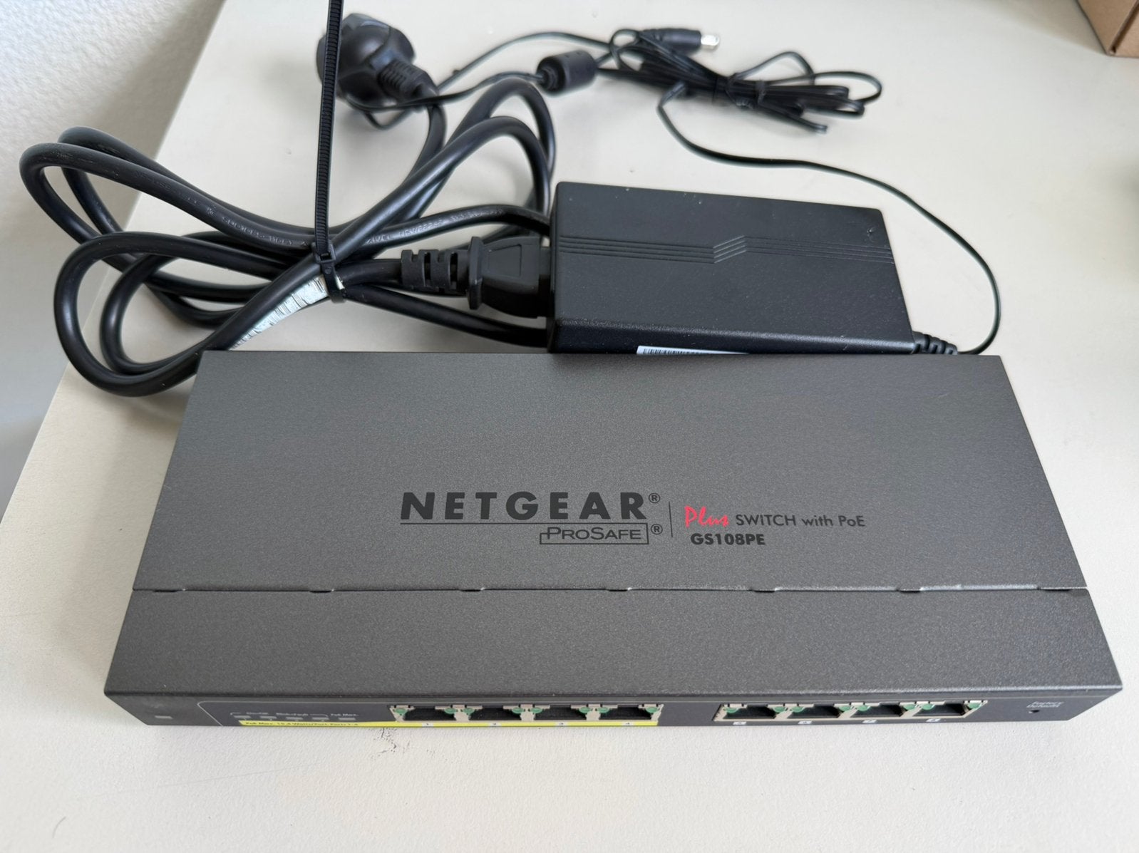 Netgear GS108PE v2 Smart Switch | 8 Poorten (4x PoE), ., Ophalen of Verzenden, Zo goed als nieuw, .