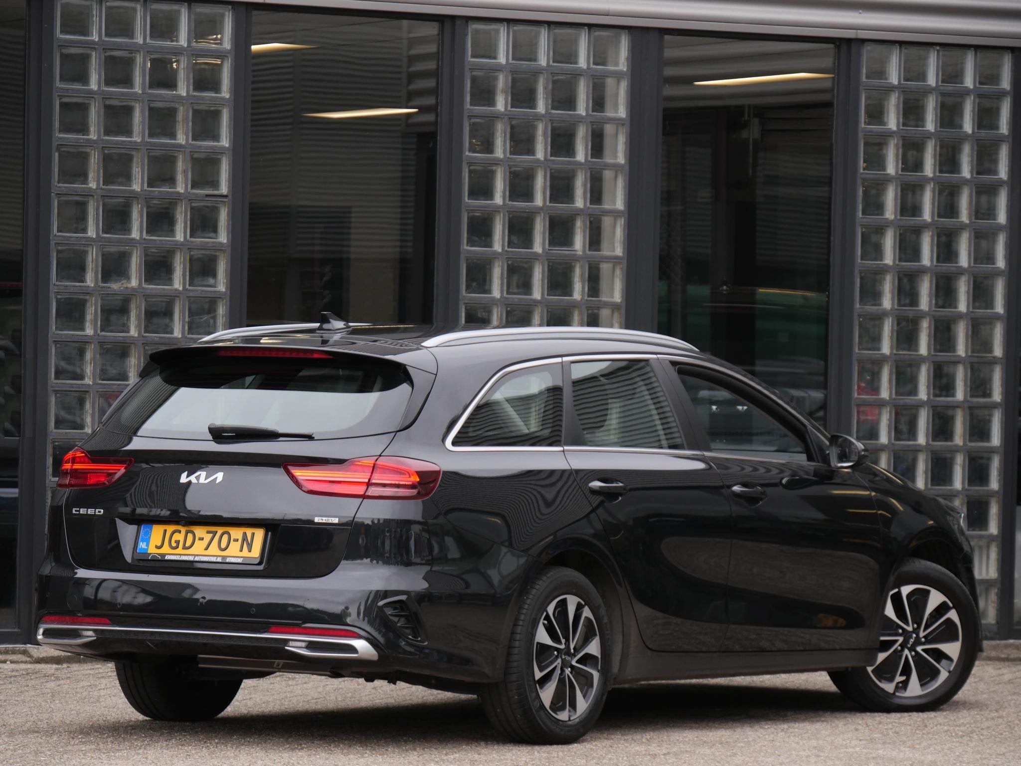 Kia Ceed Sportswagon PHEV DYNAMICLINE/ WINTER PAKKET/ CAMERA, Auto's, Kia, Stof, Gebruikt, Zwart, Plug-in hybride