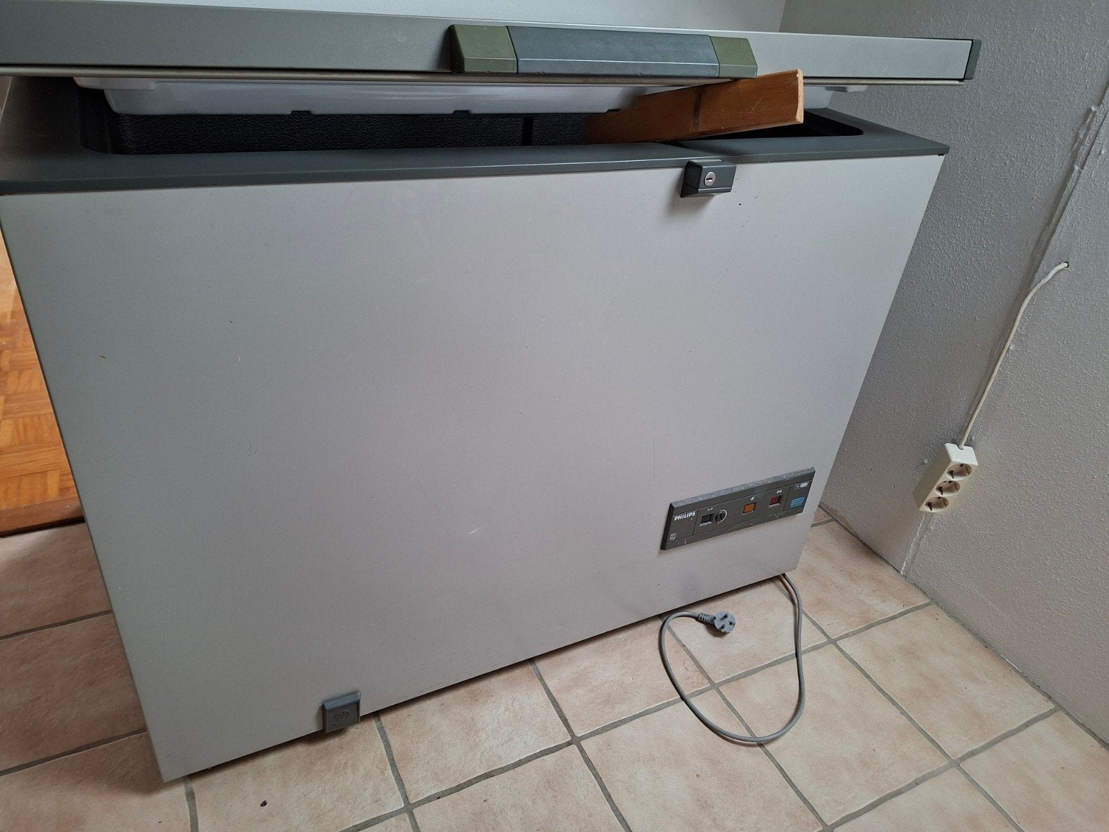 Philips Diepvrieskist - Werkt perfect, zelf ophalen, Vrieskist, Gebruikt, Vrijstaand, 90 cm of meer