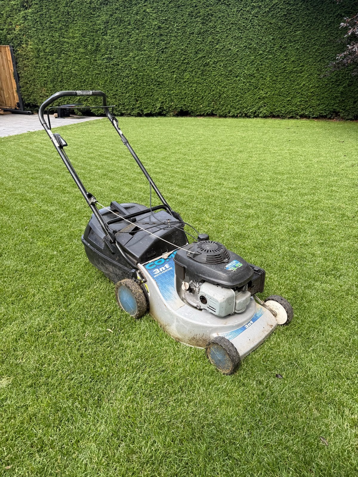 Honda GCV 160 Grasmaaier - Zeer goed onderhouden, Tuin en Terras, Grasmaaiers, Ophalen, Gebruikt, Benzine-grasmaaier, Opvangbak