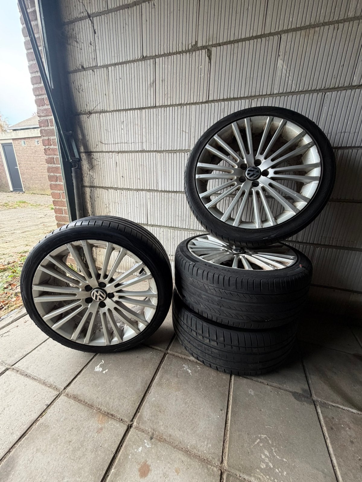 Volkswagen R32 velgen opknapset, Auto-onderdelen, Ophalen, 18 inch, Gebruikt, Banden en Velgen