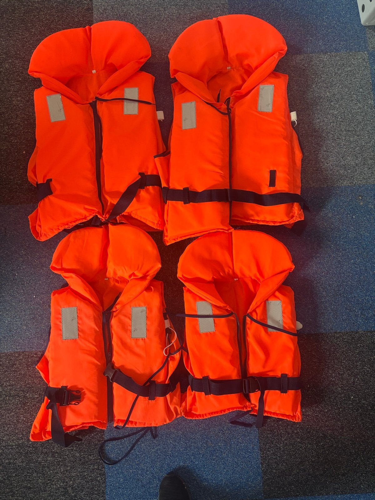 4x reddingsvesten - diverse maten, Ophalen of Verzenden, Gebruikt, Overige typen