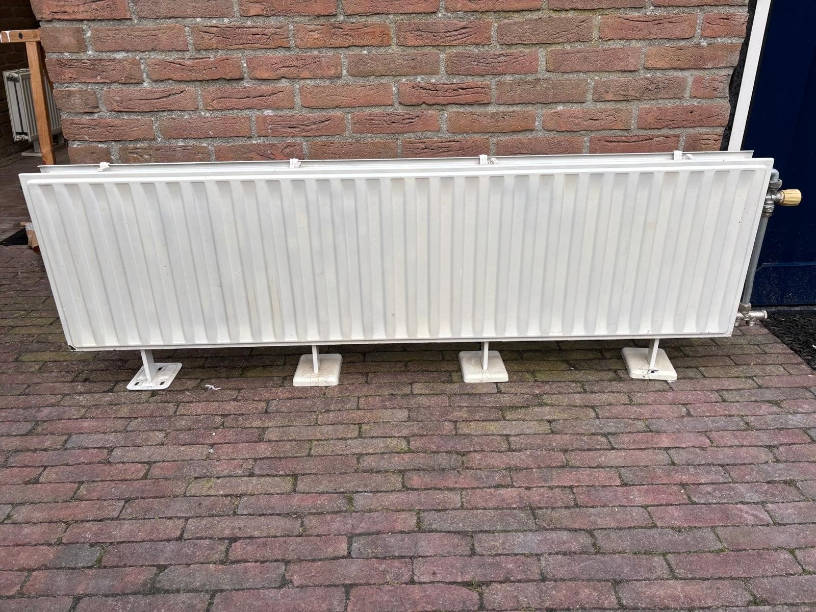 Grote radiator 150x 40 cm met thermostaatknop, Ophalen, 30 tot 80 cm, Gebruikt, Radiator