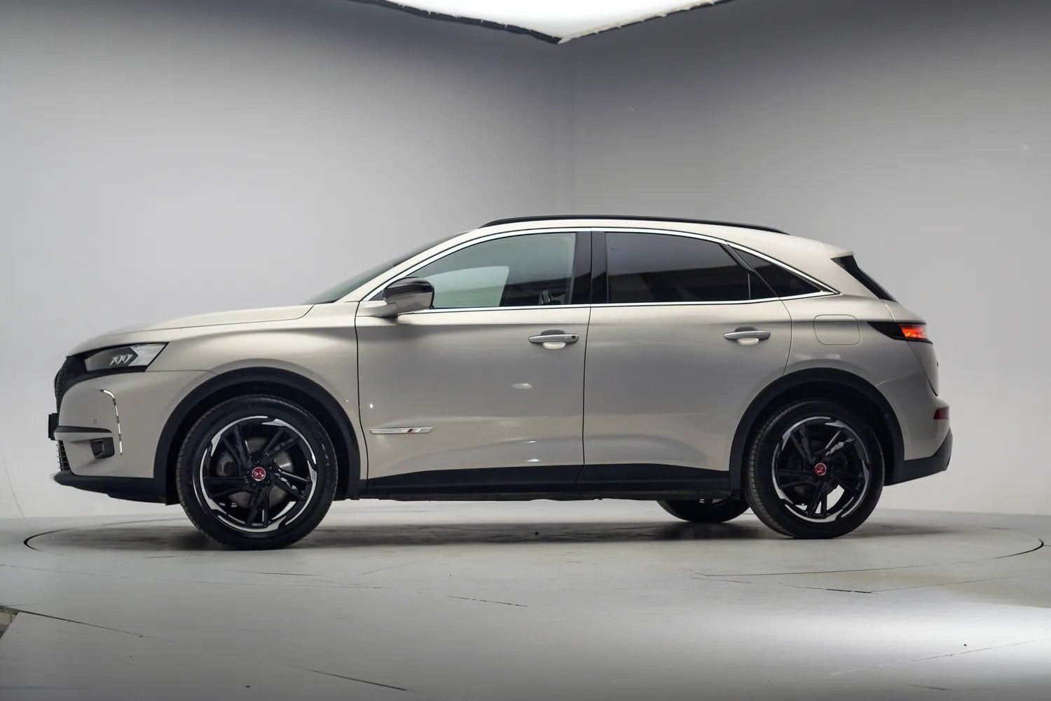 DS 7 Crossback E-Tense Performance Line+ [ LED Alcantara/led, Automaat, Gebruikt, 4 cilinders, Leder