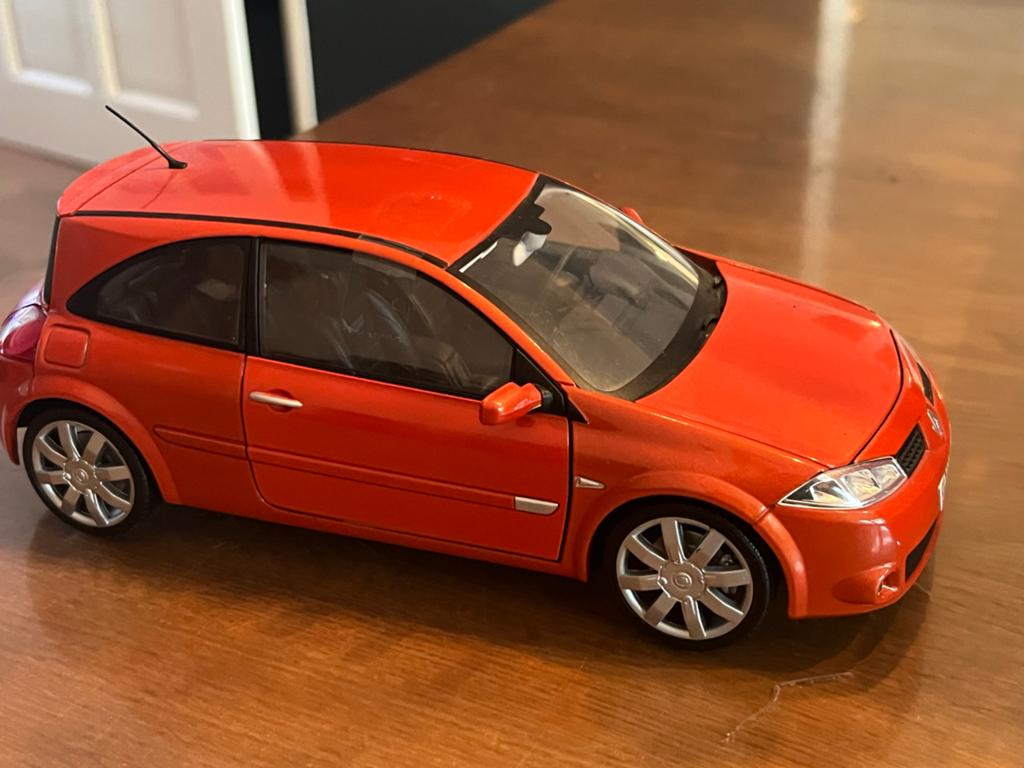 Bburago Renault Megane 1:18, Overige merken, Gebruikt, Auto, Groter dan 1:32