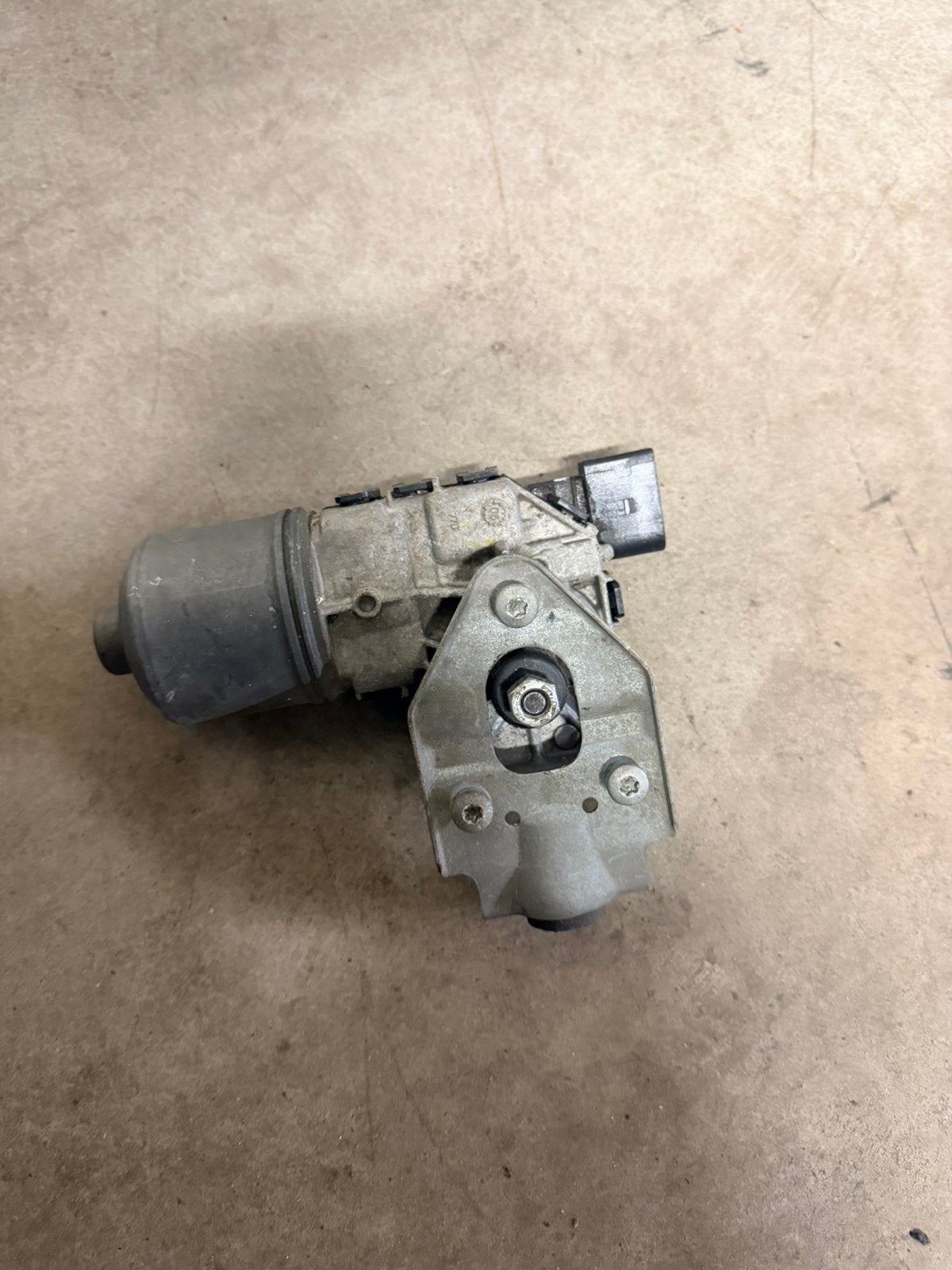 Ruitenwissermotor VW Polo 9N / 9N3 – Bosch, Auto-onderdelen, Ophalen, Volkswagen