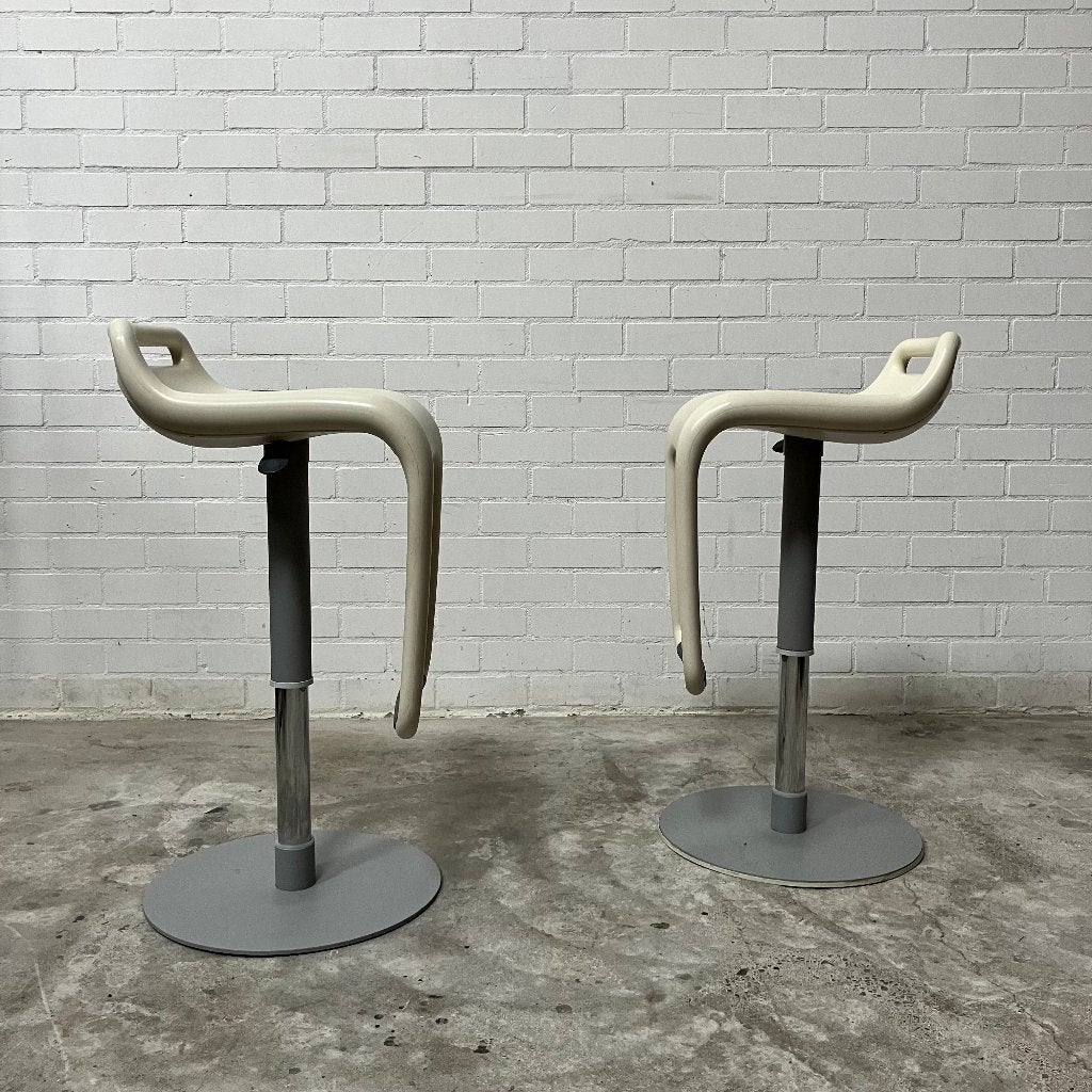 Italiaanse design barkrukken Segis Noon krukken stoelen, Huis en Inrichting, Barkrukken, Ophalen, In hoogte verstelbaar, 60 tot 90 cm