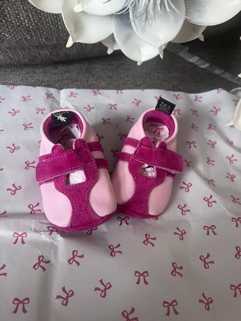 Roze babyschoentjes/ slofjes, Kinderen en Baby's, Babykleding | Schoentjes en Sokjes, Schoentjes, Meisje, Nieuw, Ophalen of Verzenden