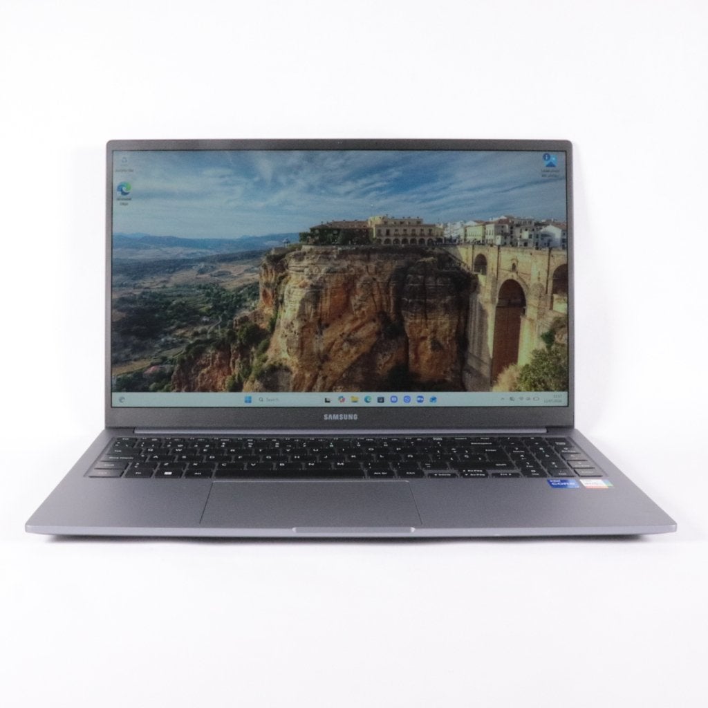 Samsung Galaxy Book4 i7 16GB 1TB - Nette Staat, Samsung, Gebruikt, Support@Samsung.com, 129, Samsung-ro, Yeongtong-gu
Suwon-si, Gyeonggi-do 16677
South Korea