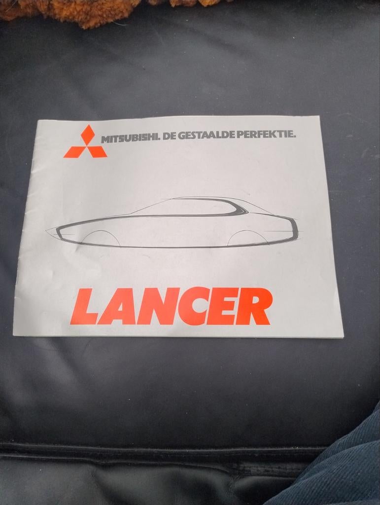 🔴 Mitsubishi Lancer brochure, Boeken, Auto's | Folders en Tijdschriften, Zo goed als nieuw, Mitsubishi, Ophalen of Verzenden
