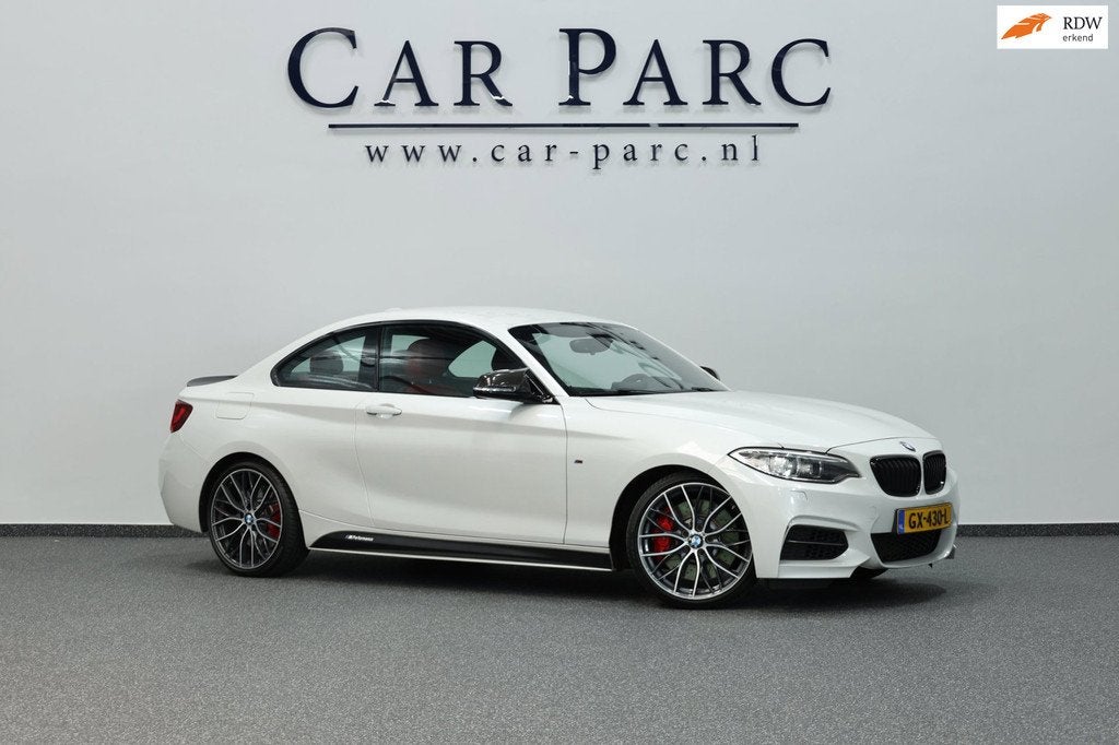BMW 2-serie Coupé M235i M-PERFORMANCE LED/LEER+S.VERWARMING, Auto's, BMW, Achterwielaandrijving, Gebruikt, 327 pk, 4 stoelen