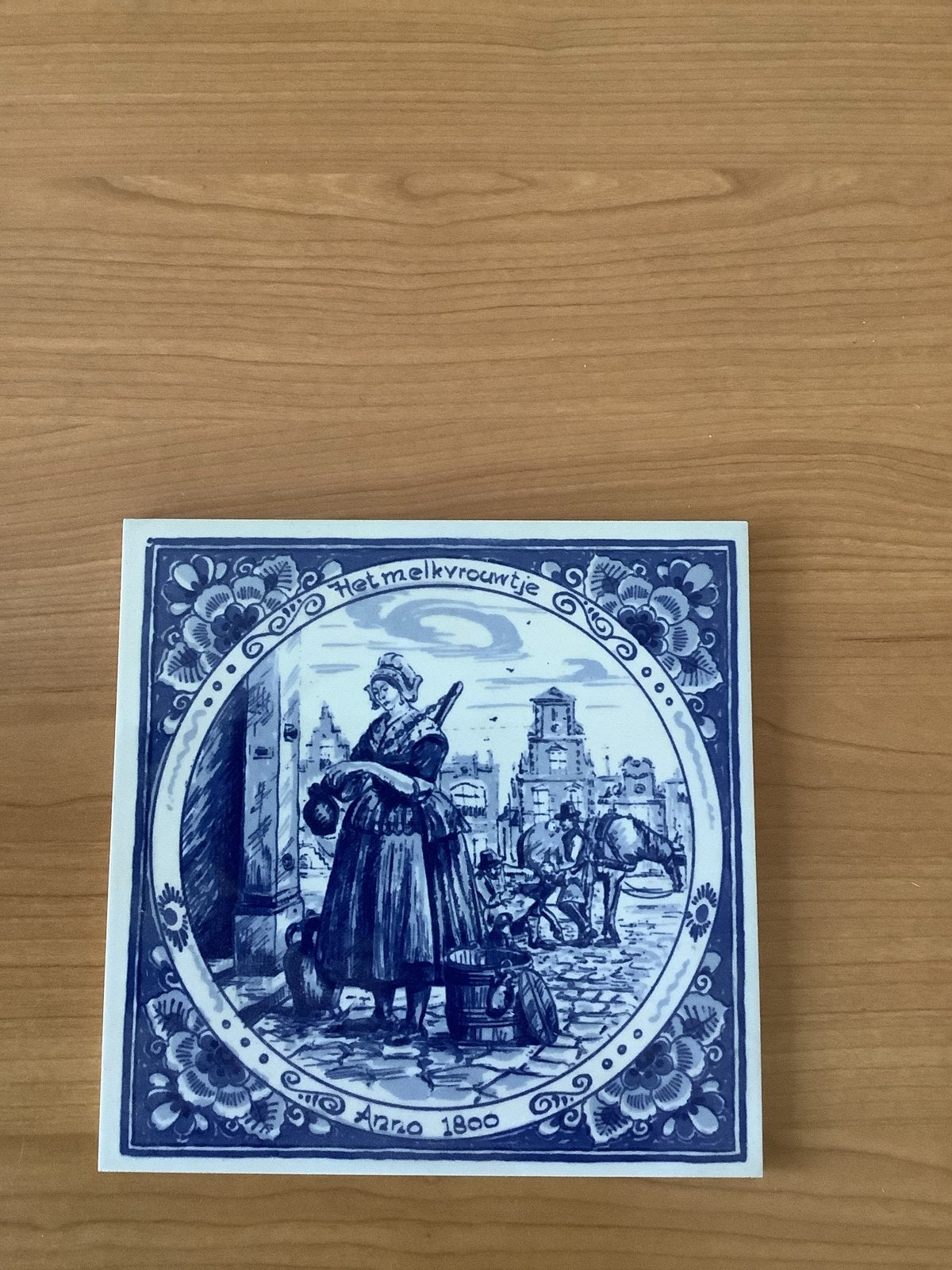 Delfts Blauw Wandtegeltje 'Het Melkvrouwtje' Anno 1800, Antiek en Kunst, Ophalen of Verzenden