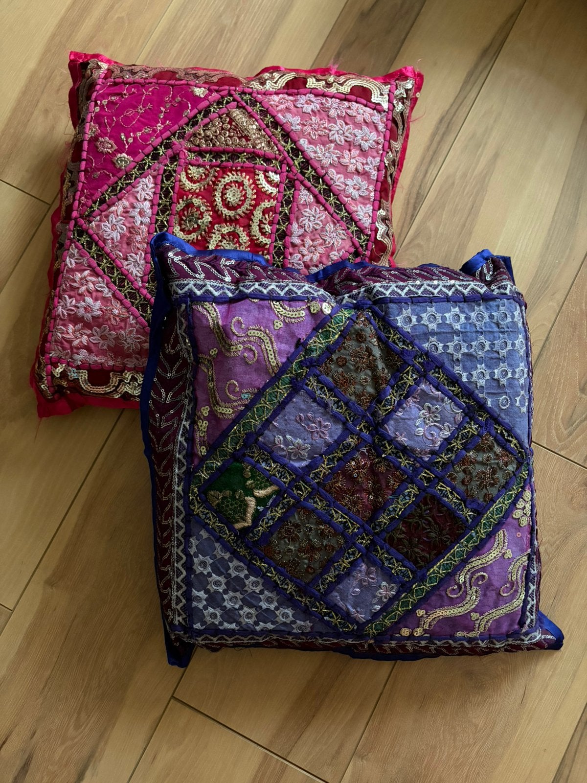 Decoratieve Indiase kussenset - Handgemaakt, Ophalen of Verzenden, Zo goed als nieuw, Roze, Vierkant