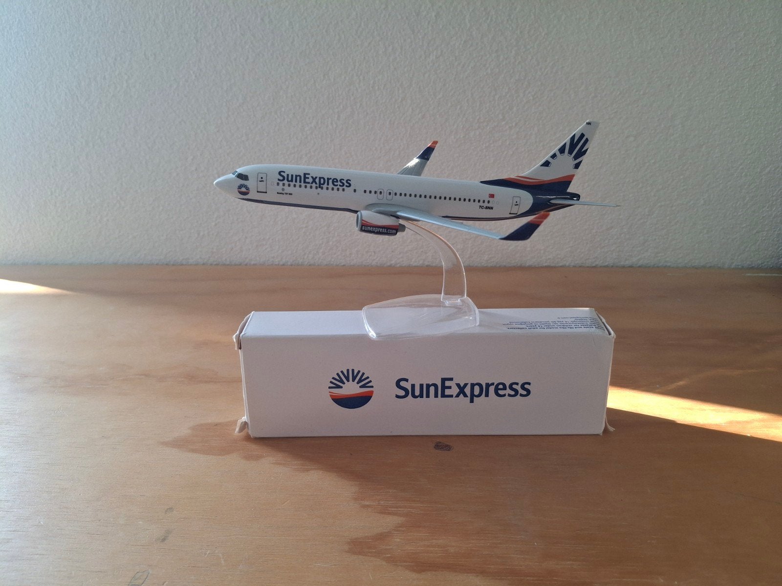 SunExpress Boeing 737-800 schaalmodel 1:200, Overige merken, 1:200 of kleiner, Ophalen of Verzenden, Zo goed als nieuw