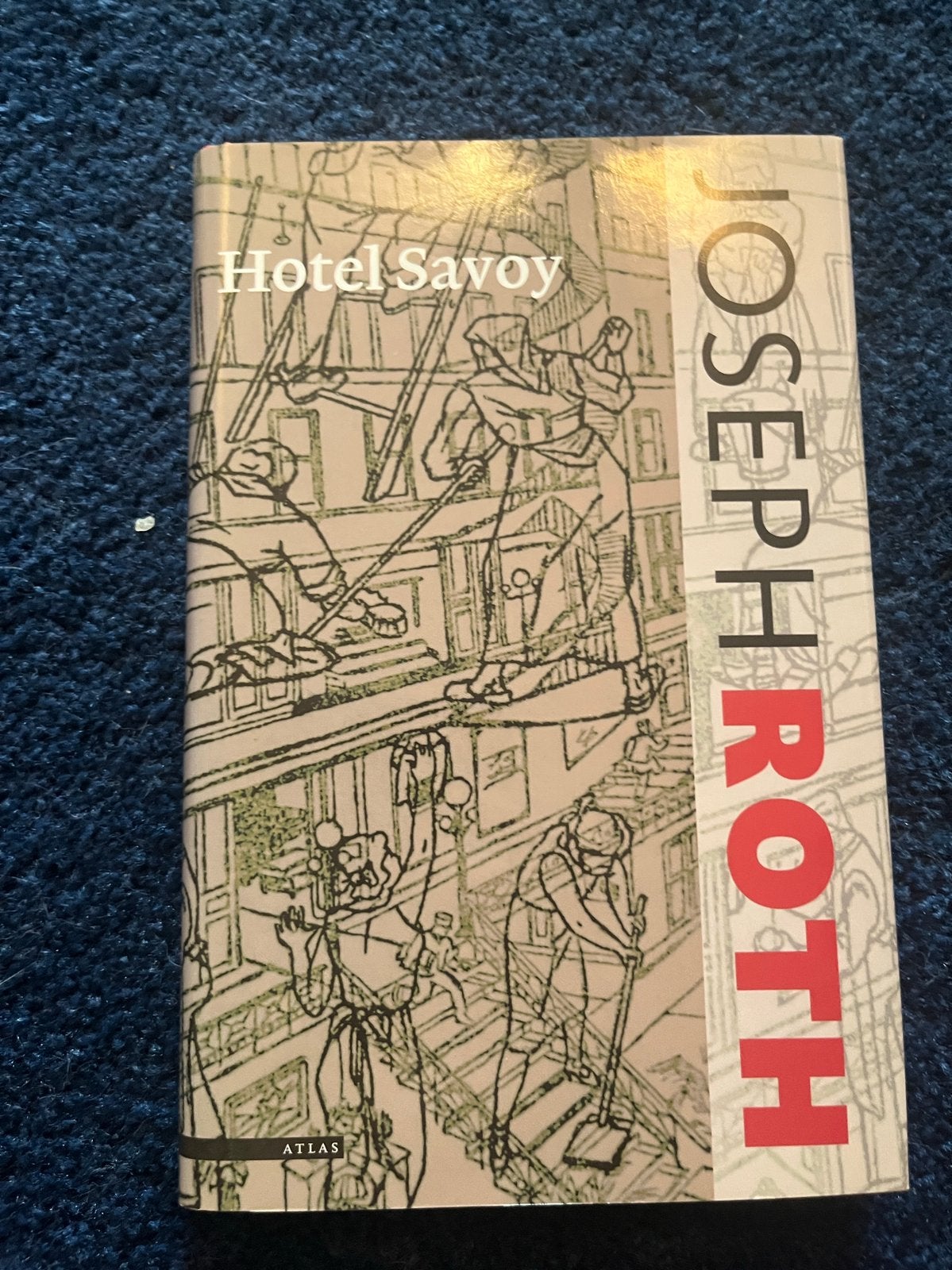 Joseph Roth - Hotel Savoy, Ophalen of Verzenden, Zo goed als nieuw, Joseph Roth