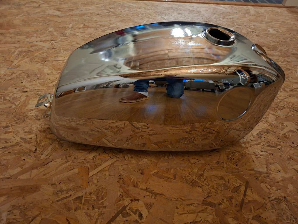 Opnieuw verchroomde tank ks50 / ks80, Ophalen, Tank