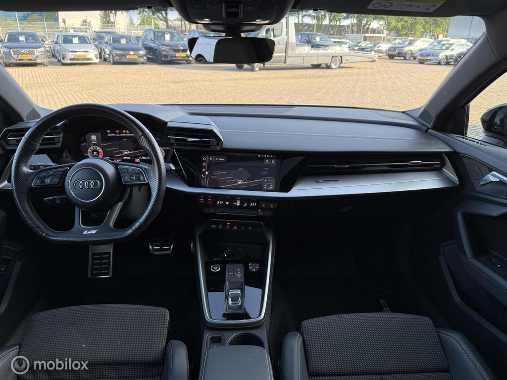 Audi A3 Limousine 35 TFSI S-Line MAXTON | S3 PAKKET |PANODAK, Auto's, Audi, 1295 kg, 4 cilinders, 150 pk, Wit