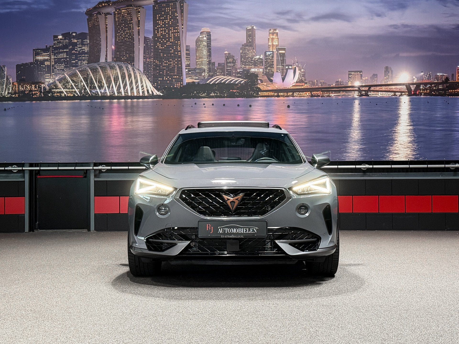 CUPRA Formentor 2.0 TSI 4DRIVE 310PK BEATS|Leder|Memory|Pano, Auto's, Dealer onderhouden, 4 cilinders, Vierwielaandrijving, SUV of Terreinwagen